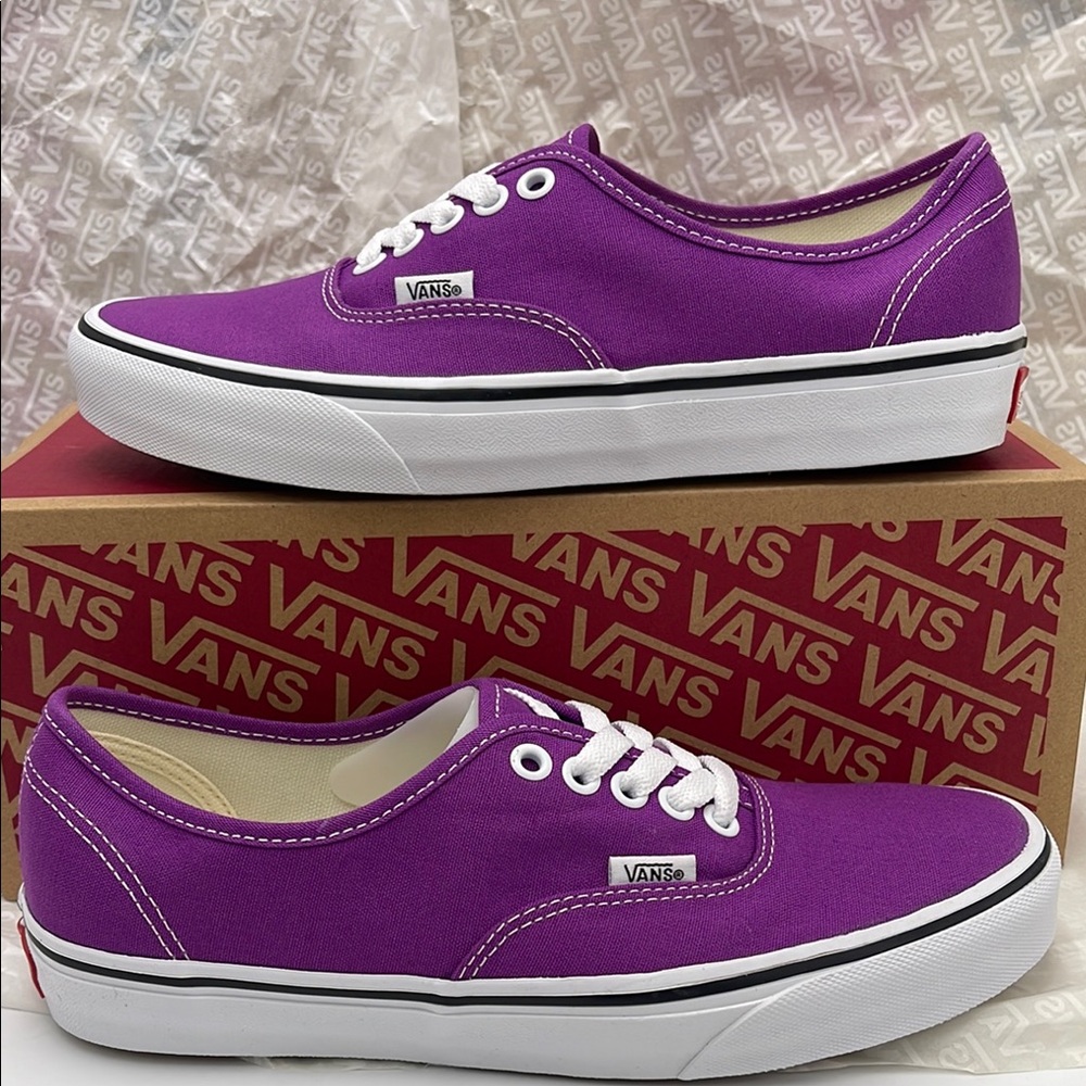 Vans Men’s Purple Canvas Sneakers Waffle Sole Authentic
Color Theory Willow herb - Picture 2 of 16